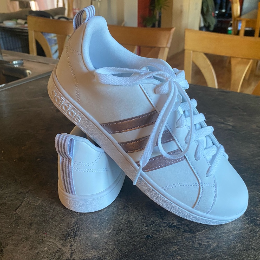 Adidas - Brand new tennis rose gold